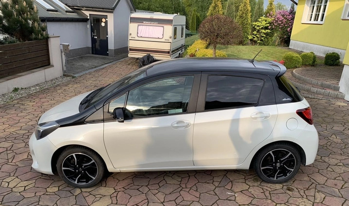 Toyota Yaris cena 49000 przebieg: 167000, rok produkcji 2017 z Bochnia małe 326